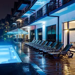 **** Hotel Paryski Art & Business - Basen Jacuzzi Sauna Malpi Gaj Polsko