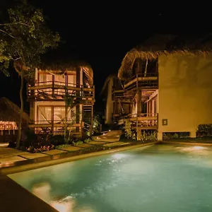 Carolina Hotel Bacalar